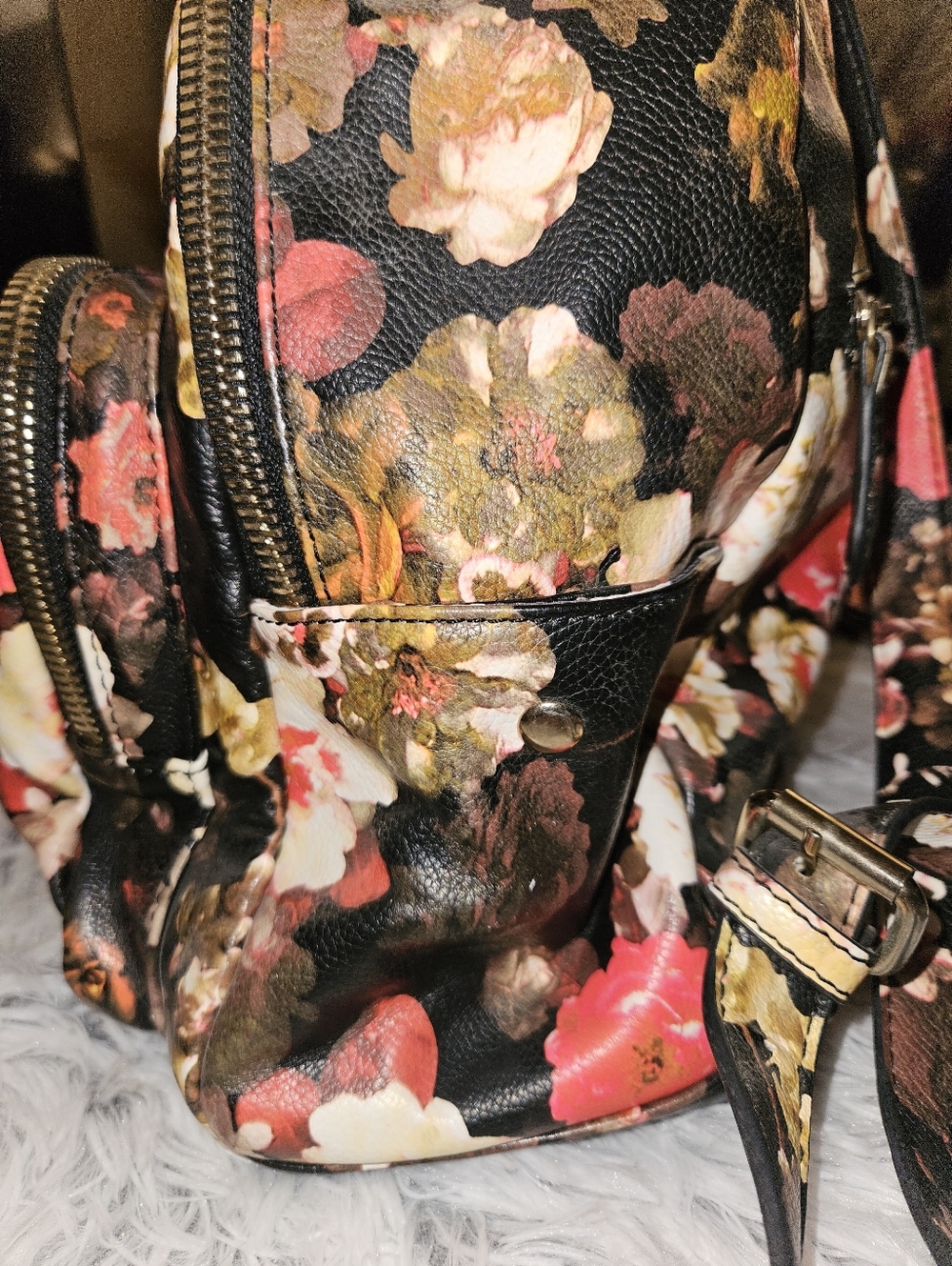 Moody Floral Mini Backpack ✧ Black Vintage Rose Print Faux Leather Bag - Picture 4 of 7